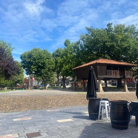 Piso Aviles Centro Parque Ferrera Kültér fotó