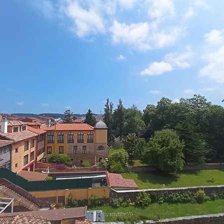 Piso Aviles Centro Parque Ferrera Kültér fotó