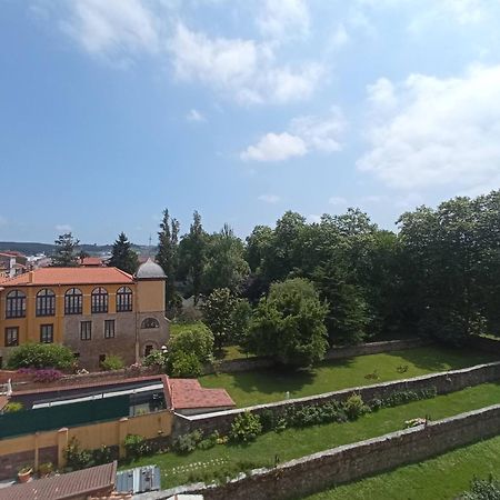 Piso Aviles Centro Parque Ferrera Kültér fotó